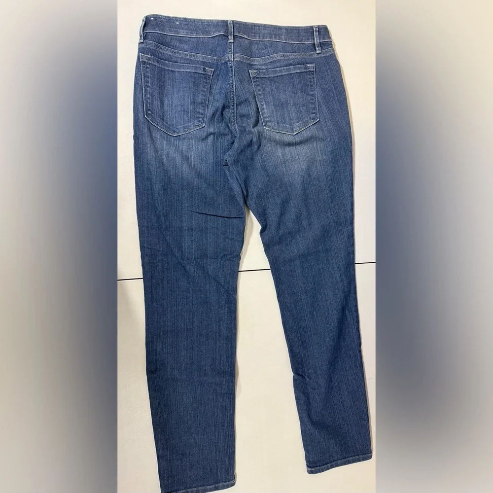 ann taylor loft Curvy Skinny Jeans 10 Stretch
Size: 10 curvy skinny - Picture 11 of 14